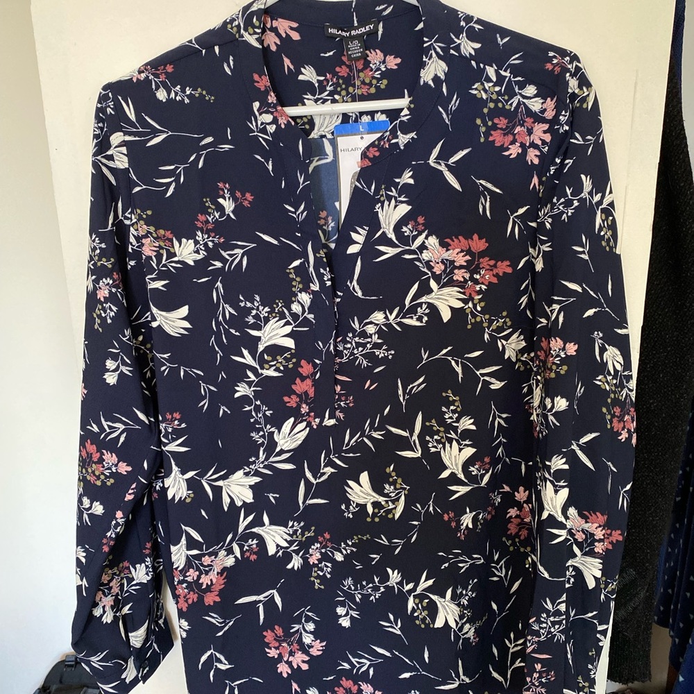 🫶🏻 2/$15 🫶🏻 Beautiful NWT blouse